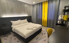 Sri Indar Hotel & Suites
